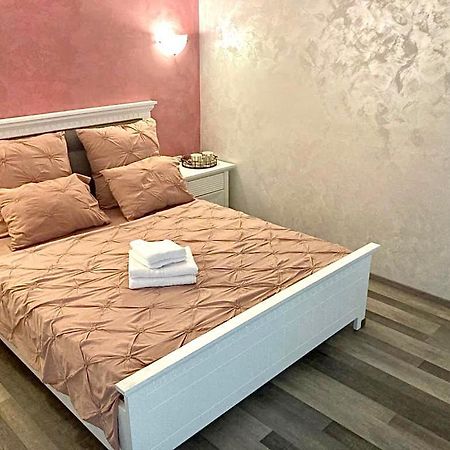 Апартаменты Rez Яссы Экстерьер фото